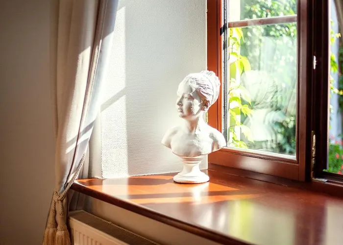 Classic Old Town Next To The Gates Of Dawn 빌뉴스