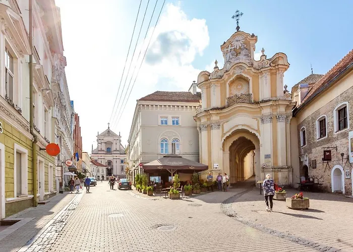 Butas Classic Old Town Next To The Gates Of Dawn Vilnius